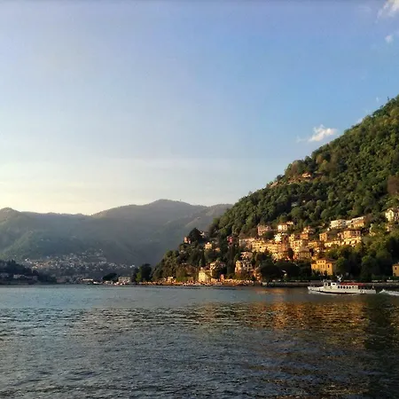 Picinquecomolake *
