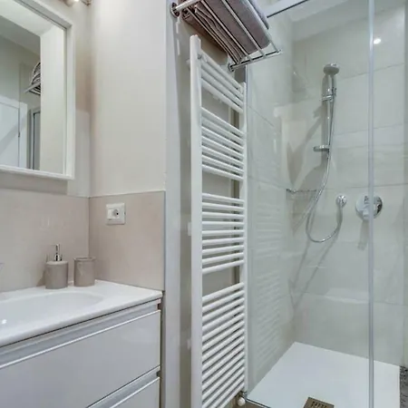 Picinquecomolake Apartman