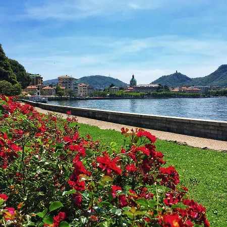 Picinquecomolake アパート コモ